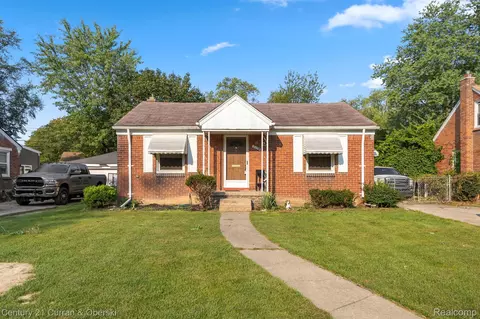 1120 Grandmont St, Inkster, MI 48141