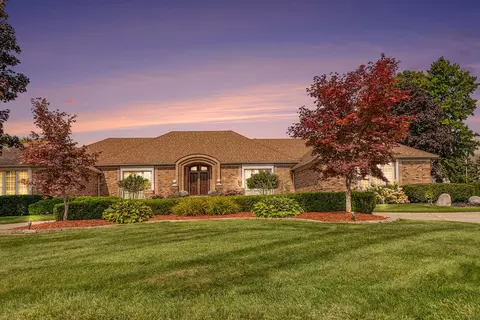 37416 Alpinia Ln, Clinton Township, MI 48036