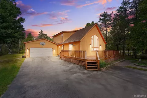 2973 E Pioneer Rd, South Branch, MI 48653