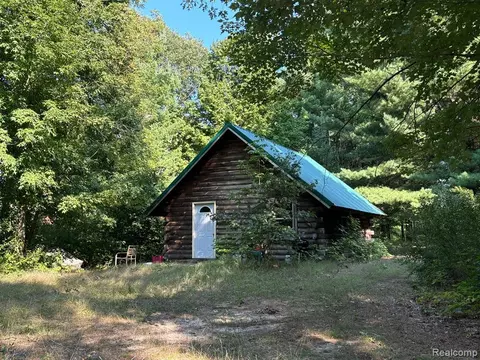 00 Newcosta Rd, Paris, MI 49338