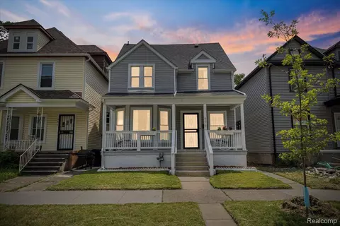 576 King St, Detroit, MI 48202