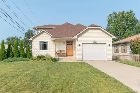 11635 Francis Ave, Plymouth, MI 48170