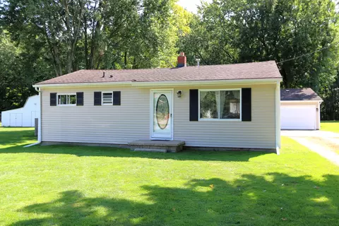 5208 Nash Dr, Flint, MI 48506