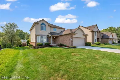 14953 Taylor Blvd, Livonia, MI 48154