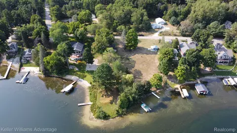 7207 Crystal Springs Rd, Helena, MI 49615