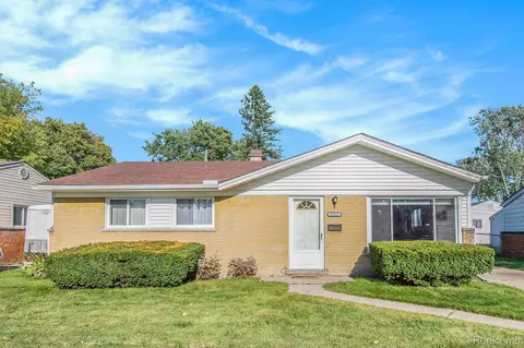26112 Cameo Crt Ct, Madison Heights, MI 48071