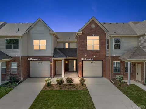 8310 Heywood Cir, Sterling Heights, MI 48312
