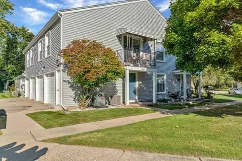 1462 Hunters Rdg, Davison, MI 48423