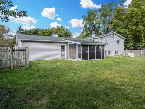 1315 Center Dr, Mount Pleasant, MI 48858