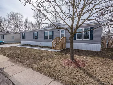 33151 Fort Road Lot #60, Rockwood, MI 48173