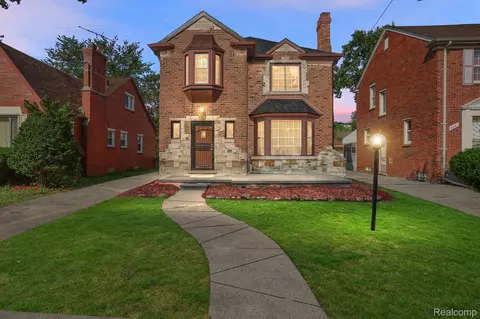 8571 Mendota St, Detroit, MI 48204