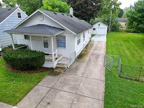 19975 Poinciana, Redford, MI 48240