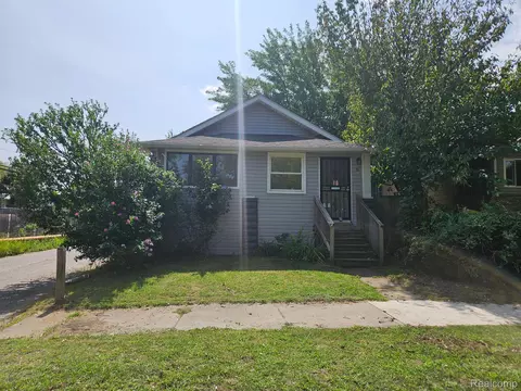 74 E Rockwood St, Ecorse, MI 48229