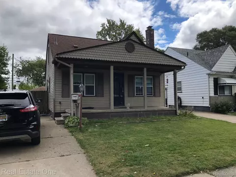 21116 Syracuse Ave, Warren, MI 48091