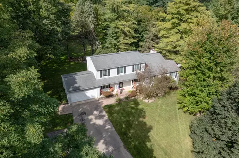 8620 Rattalee Lake Rd, Springfield, MI 48348