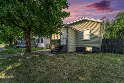 1505 E Muir Ave, Hazel Park, MI 48030