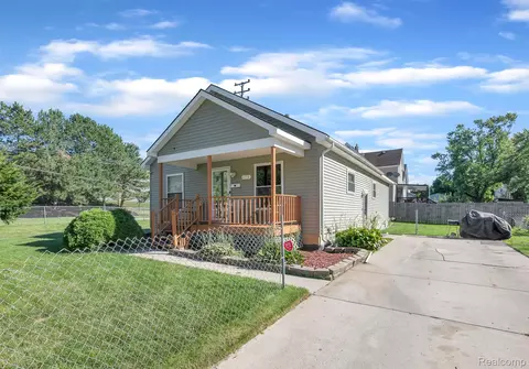 175 Rockwell Ave, Pontiac, MI 48341
