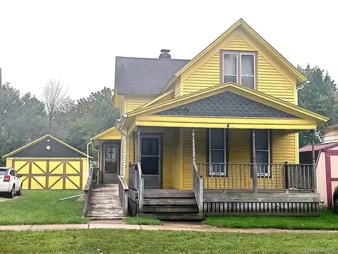1230 Miller St, Port Huron, MI 48060