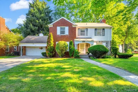 19130 Bretton Dr, Detroit, MI 48223
