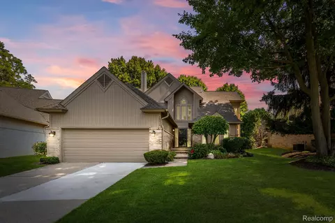 38214 French Pond, Farmington Hills, MI 48331