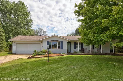 8883 Belsay Rd, Arbela, MI 48746