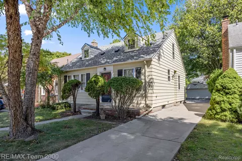 22446 Olmstead St, Dearborn, MI 48124