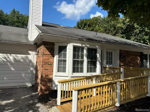 42141 Mill Race Cir, Plymouth, MI 48170