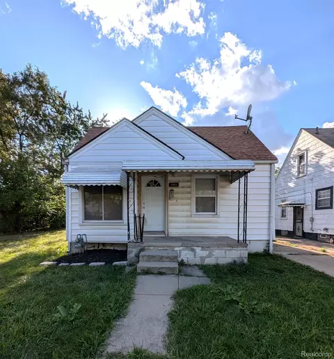 8053 Roselawn St, Detroit, MI 48204