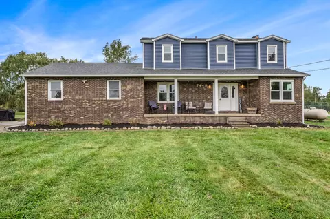 7448 Baldwin Rd, Swartz Creek, MI 48473