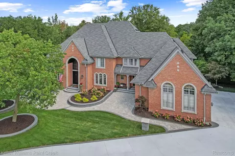 3500 Moceri Crt Ct, Oakland, MI 48306