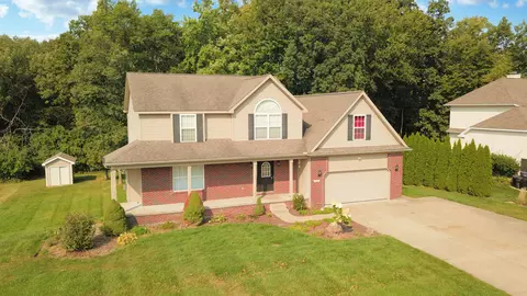 8352 Oak Ridge Dr, Goodrich, MI 48438