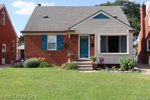 17444 Brody Ave, Allen Park, MI 48101