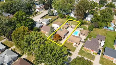 20435 Catalano St, Clinton Township, MI 48035