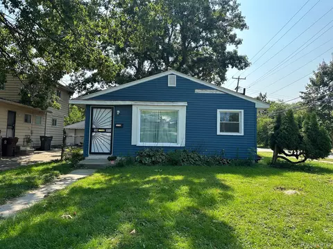 26743 Florence St, Inkster, MI 48141