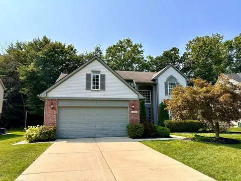 8676 W Walden Dr, Van Buren, MI 48111