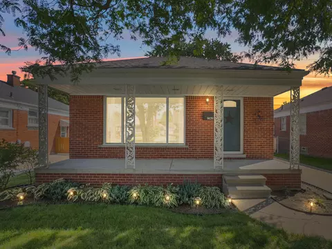 9639 Sterling Ave, Allen Park, MI 48101