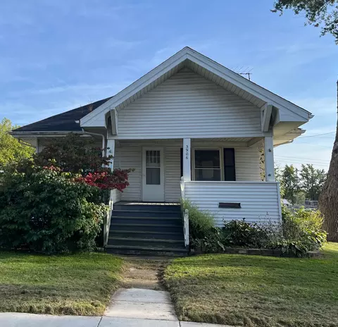3906 Huron St, North Branch, MI 48461