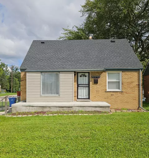 26496 W Hills Dr, Inkster, MI 48141