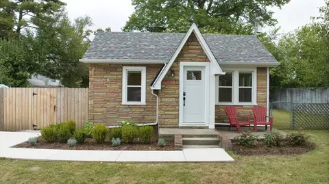 23044 Powell Ave, Hazel Park, MI 48030