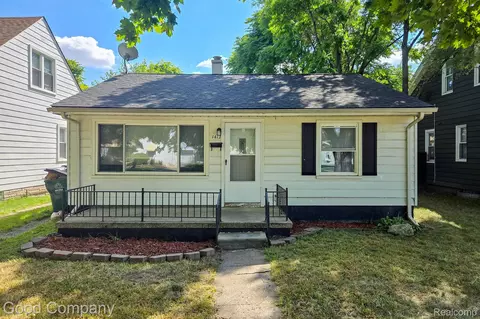 1412 E Hayes Ave, Hazel Park, MI 48030