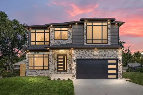 3328 Starr Rd, Royal Oak, MI 48073