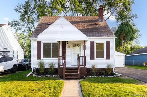 648 Lebaron Ave, Pontiac, MI 48340