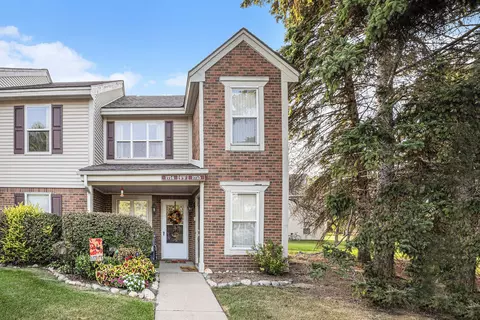 1715 Melville Dr, Rochester Hills, MI 48307