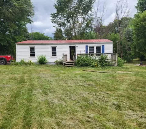460 N Elm Grove Rd, Elba, MI 48446