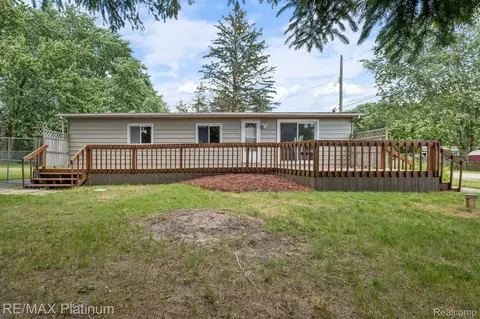3066 Saint Marie, Putnam, MI 48169