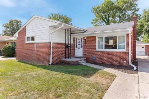 13449 Crosley, Redford, MI 48239