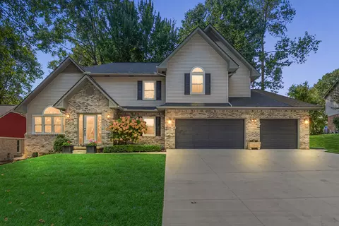 236 Waterview Dr, Orion, MI 48362