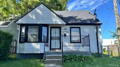 19035 Fielding St, Detroit, MI 48219