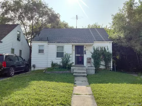 8209 Rosemont Ave, Detroit, MI 48228