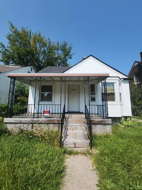 13019 Longview St, Detroit, MI 48213